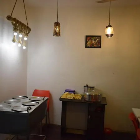 Suyash Pg Hotel